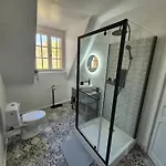 Дом отдыха Charmante Maison - Terrasse, Piscine - Pres De Pau *