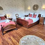 Дом отдыха Charmante Maison - Terrasse, Piscine - Pres De Pau *