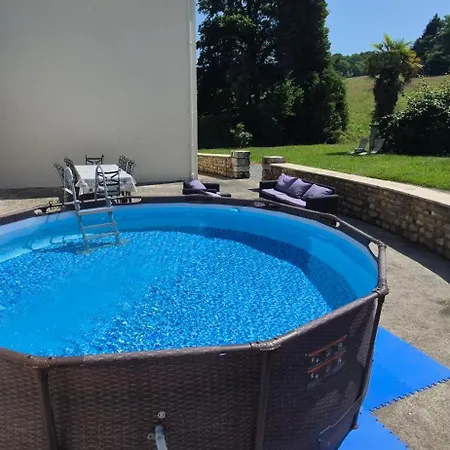Charmante Maison - Terrasse, Piscine - Pres De Pau Ferienhaus