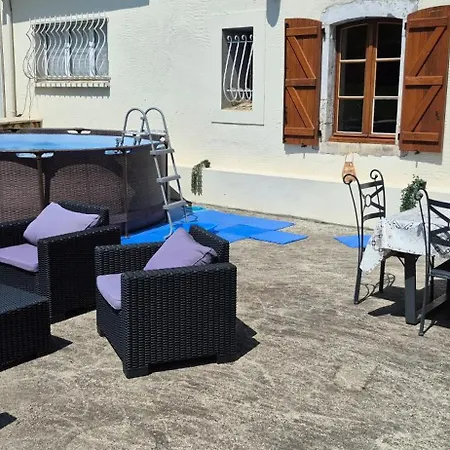Charmante Maison - Terrasse, Piscine - Près De Pau